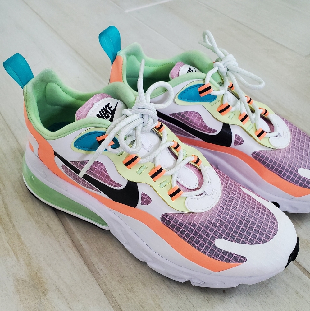 Nike Air Max 270 React SE